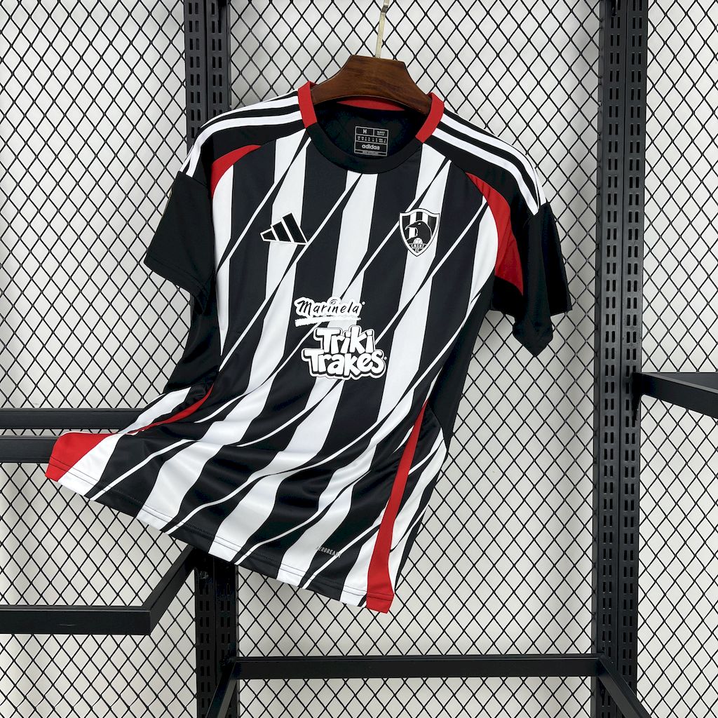 Cuervos - Jersey District