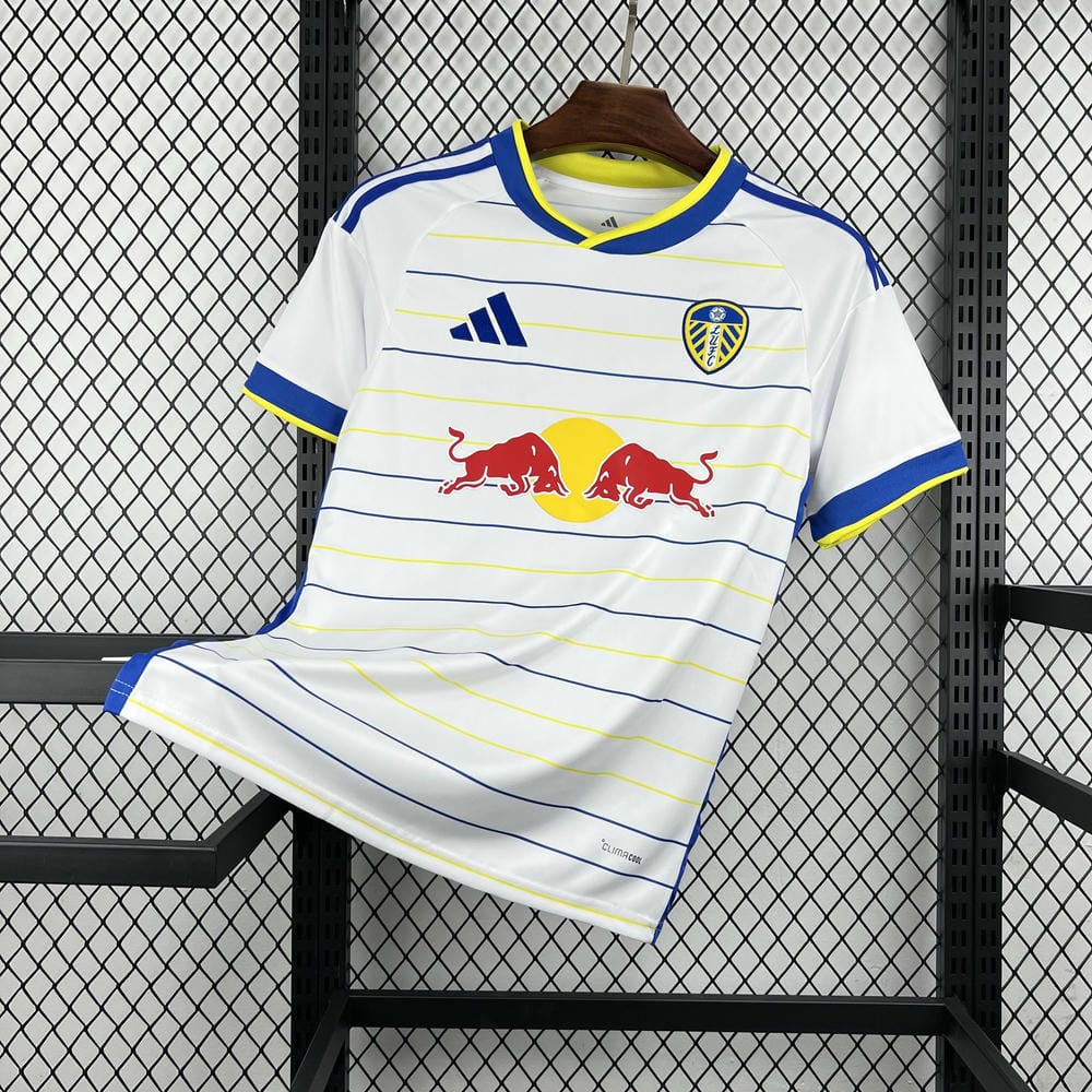 Leeds United F.C. - Jersey District